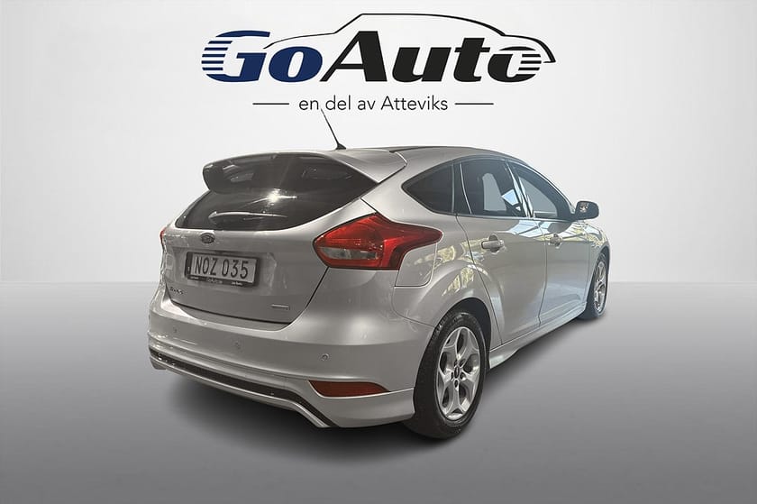Bild 3 av Ford Focus 1.0 EcoBoost SelectShift, 125hk ST-Line Kamrem Bytt