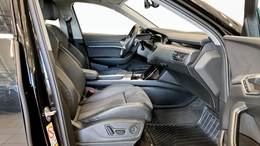 Bild 3 av Audi e-tron 55 quattro quattro, 408hk, |CARPLAY|DRAGKROK|BACKKAMERA|