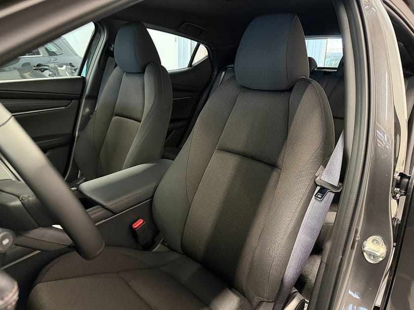 Bild 5 av Mazda 3 Hatchback 2.5 e-SKYACTIV-G M Hybrid, Centre Line, Rattvärme, Nav