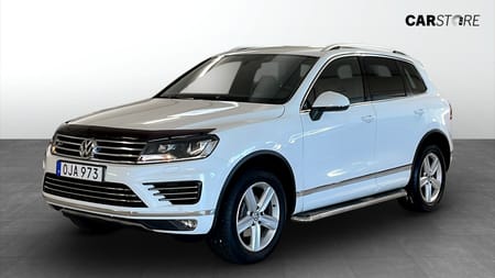 Volkswagen Touareg 3.0 V6 TDI 4M R-Line 204Hk / Värmare / Kamera / Drag