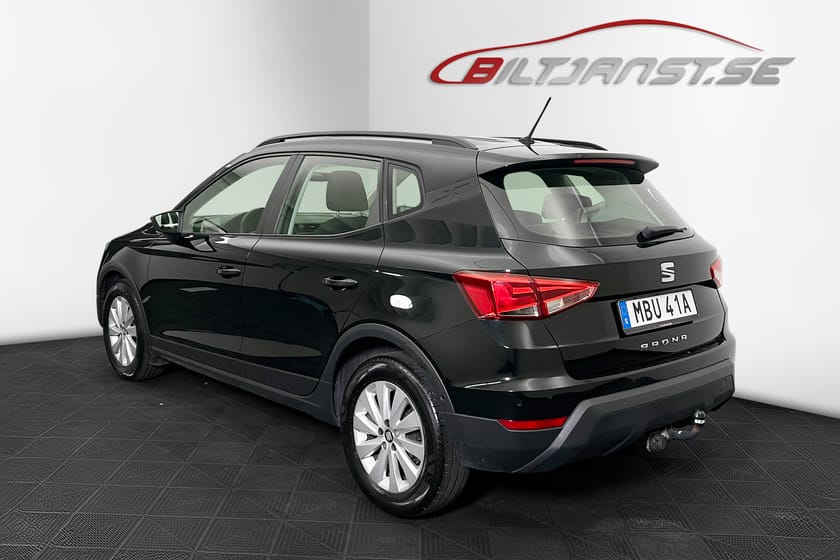 Bild 3 av SEAT Arona 1.0 TSi | Dragkrok Parkeringsassistans