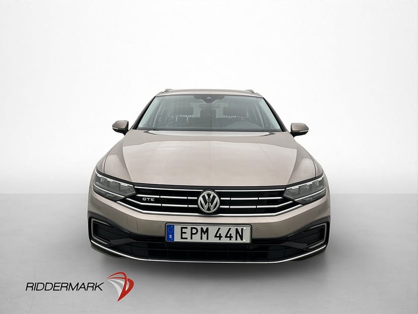 Bild 2 av Volkswagen Passat Sportscombi GTE 1.4 TSI 218hk Kamera Adaptiv Dragkrok