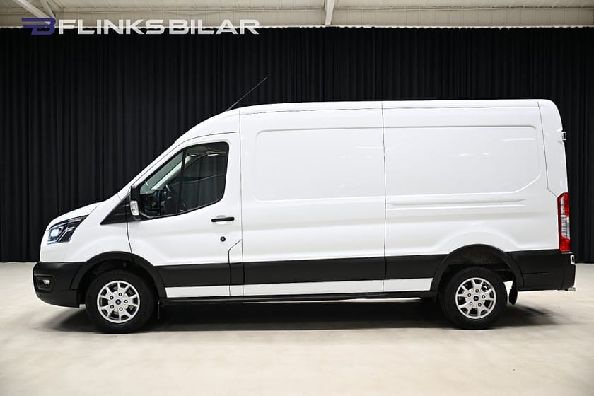 Bild 2 av Ford Transit 350 170HK Automat|Servicebil|Inredd|LED|Nykamrem|Moms