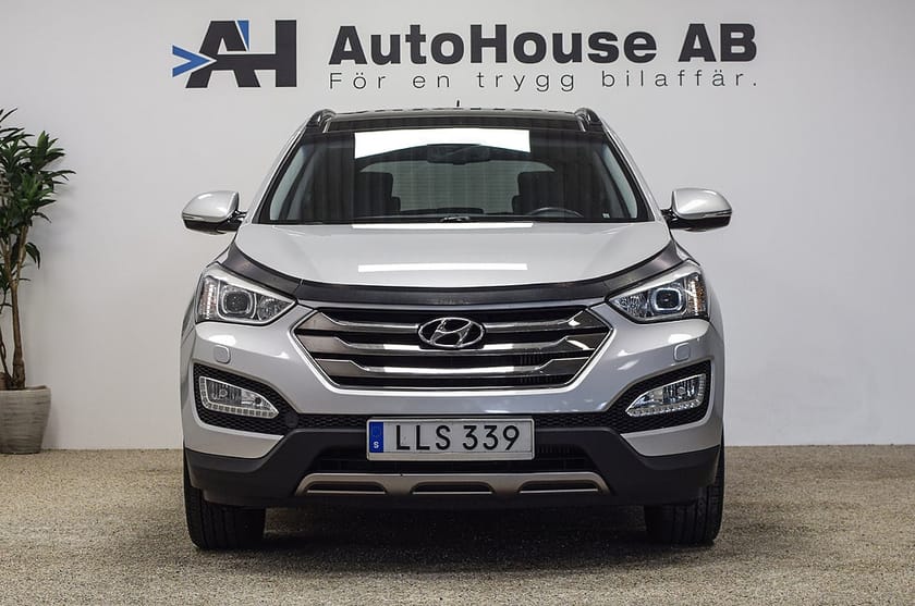 Bild 4 av Hyundai Santa Fe 2.2 CRDi 4WD Premium Panorama Drag Elstol 4,99% Ränta