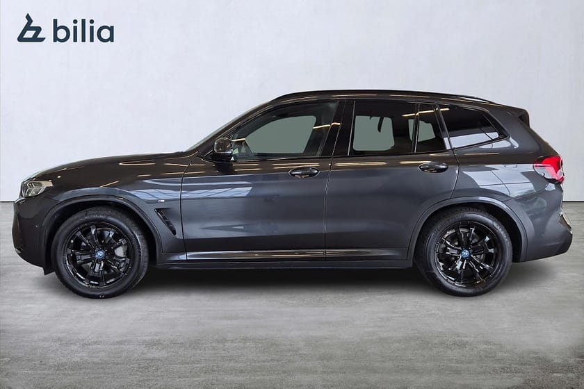 Bild 3 av BMW iX3 M Sport Navi Drag 286hk