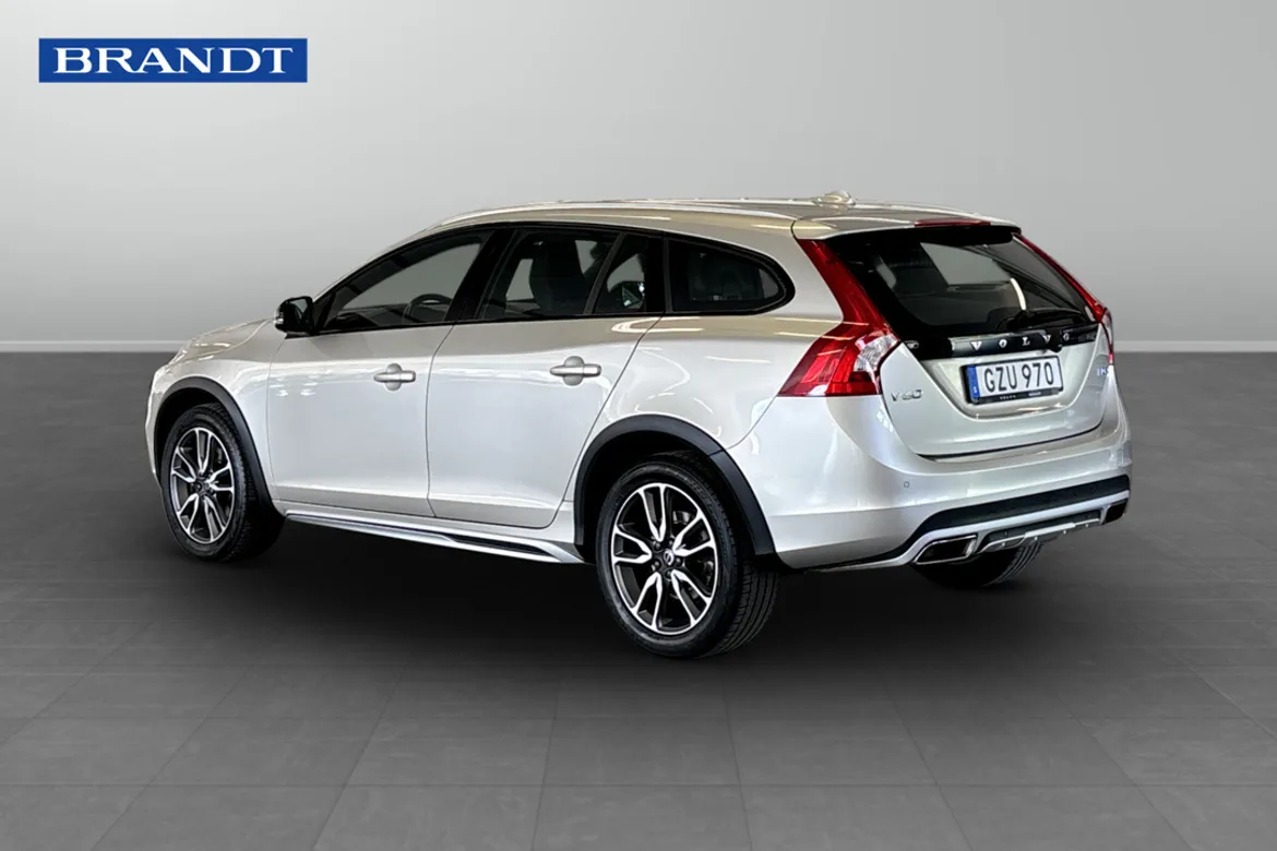 Volvo V60 Cross Country D4