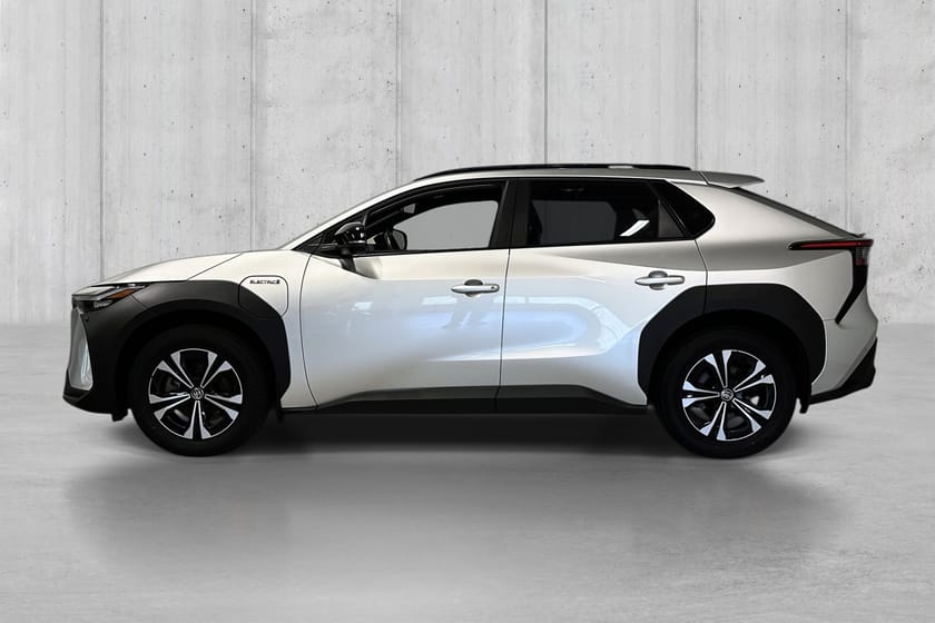 Bilde 4 av Toyota bZ4X AWD ACTIVE TECH LED | ACC | 360 KAMERA | NORSK