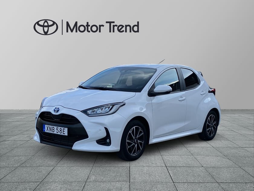 Bild 1 av Toyota Yaris Hybrid 1,5 5D ACTIVE PLUS P-SENSORER FRAM/BA