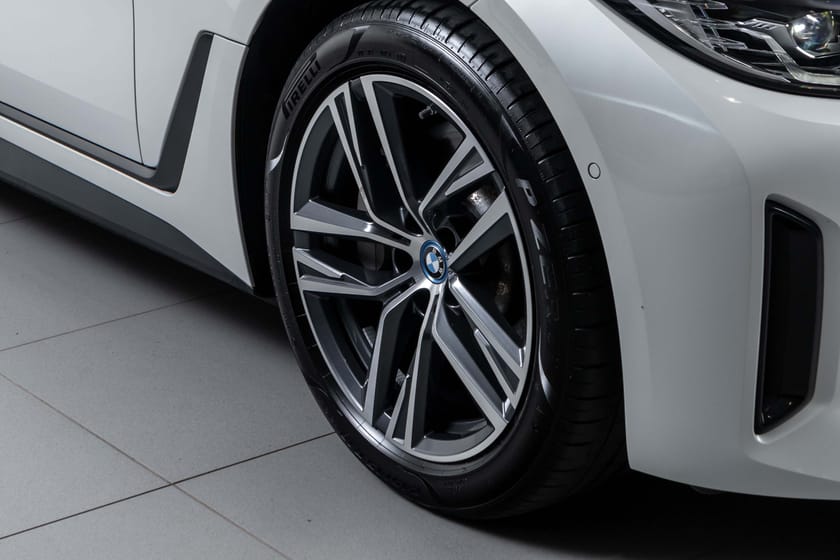 Bilde 3 av BMW i4 eDrive40 Gran Coupé Skinn-Krok-Adaptiv Cruise