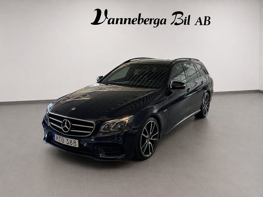 Bild 3 av Mercedes-Benz E 220 T BlueTEC 4MATIC 7G-Tronic Avantgarde Euro 6