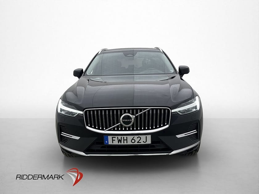 Bild 2 av Volvo XC60 T6 350hk AWD Core Värmare Pano Kamera Drag