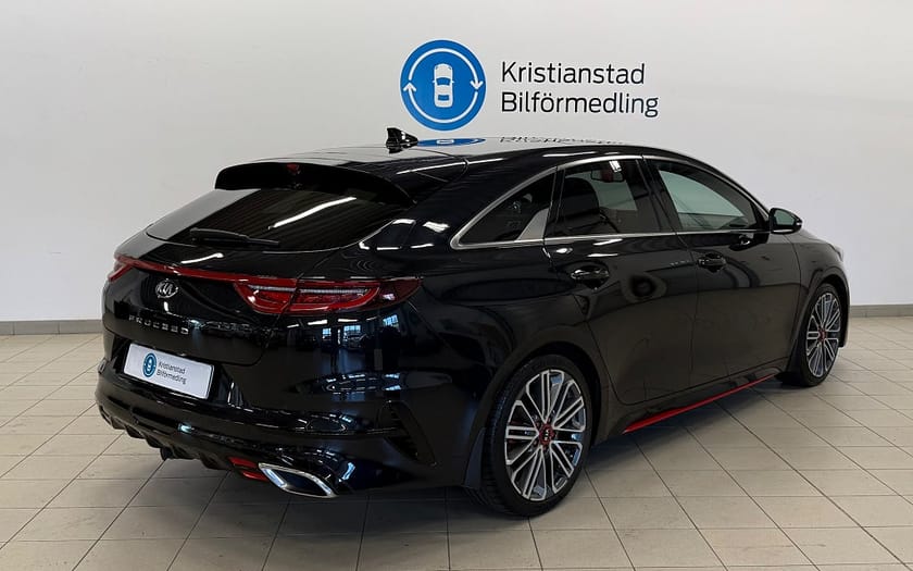Bild 5 av Kia ProCeed GT ProCee'd 1,6 T-GDI Aut 204hk JBL,Drag,Backkamera