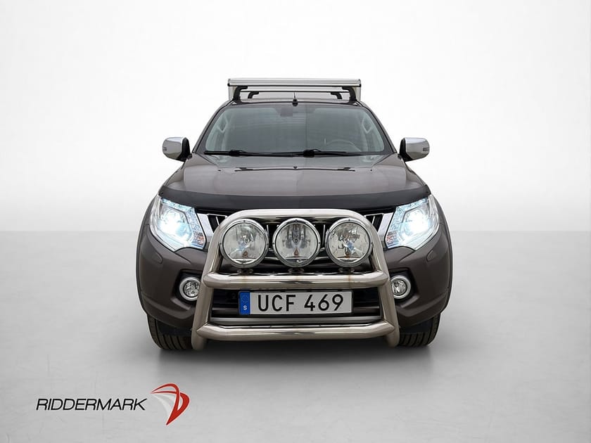 Bild 5 av Mitsubishi L200 Dubbelhytt 4WD 181hk Dragkrok Skinn B-Kamera HUNDKÅPA