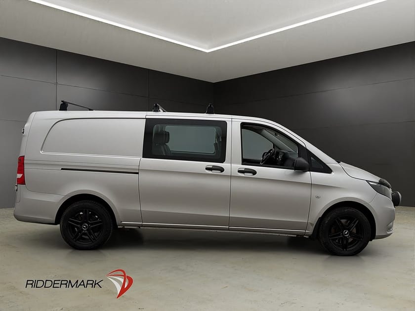 Bild 2 av Mercedes-Benz Vito Mixto 116 CDI 4MATIC 3.0t Värm Drag B-Kamera Moms