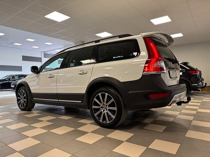 Bild 5 av Volvo XC70 D4 AWD Geartronic Sport Helskinn VOC 181 Hk VOC Drag