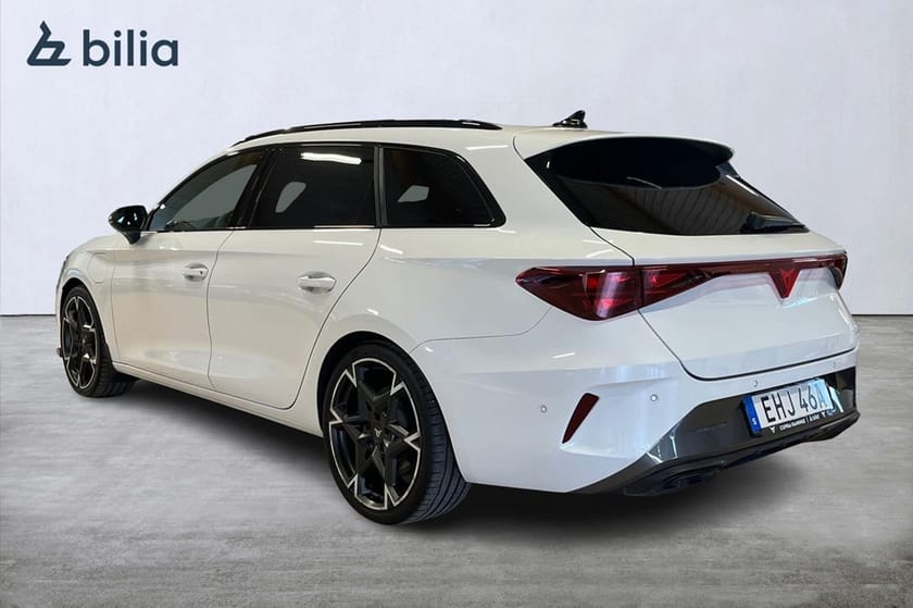 Bild 2 av CUPRA Leon Sportstourer VZ e-Hybrid e-Hyrbid 272hk Matrix/Senhesier Se Utrs