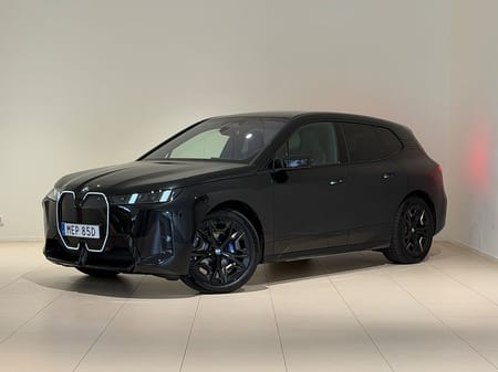 BMW iX xDrive60 xDrive60, Panorama, Driving Pro, Parking Pro, Drag, HK