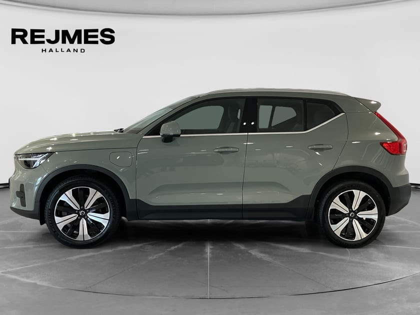 Bild 3 av Volvo XC40 Recharge T4 Plus Bright | 360-kamera | Navigation | Förarstol/Passagerarstol elmanövrerad