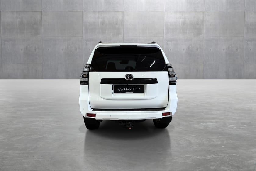 Bilde 4 av Toyota Land Cruiser 5-dørs 2.8 Diesel High Power D-4D Aut. 4x4 VX  black pack