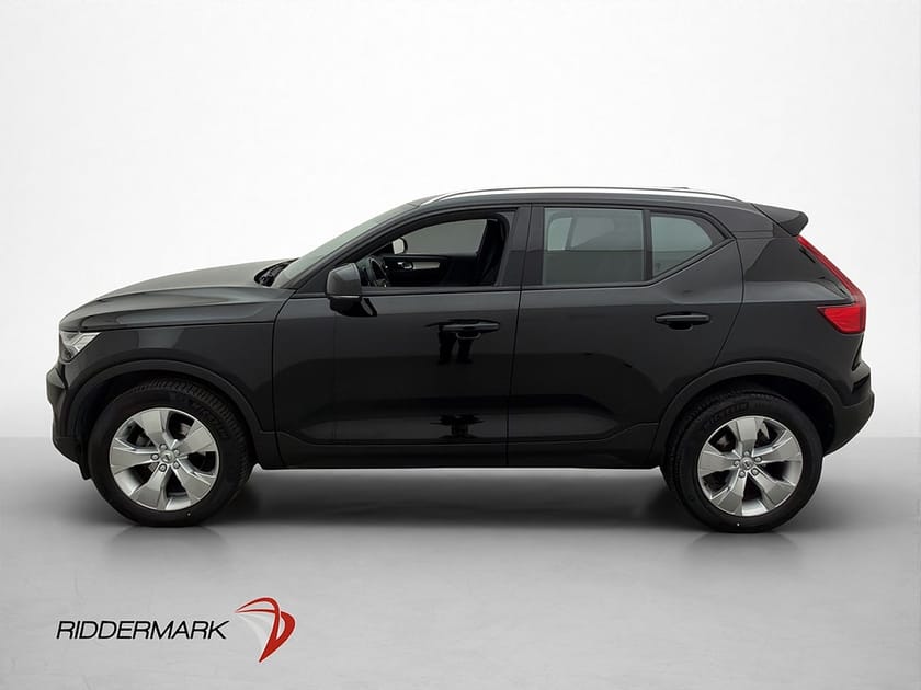 Bild 4 av Volvo XC40 T2 129hk Momentum BLIS Navi Kamera Adp-fart