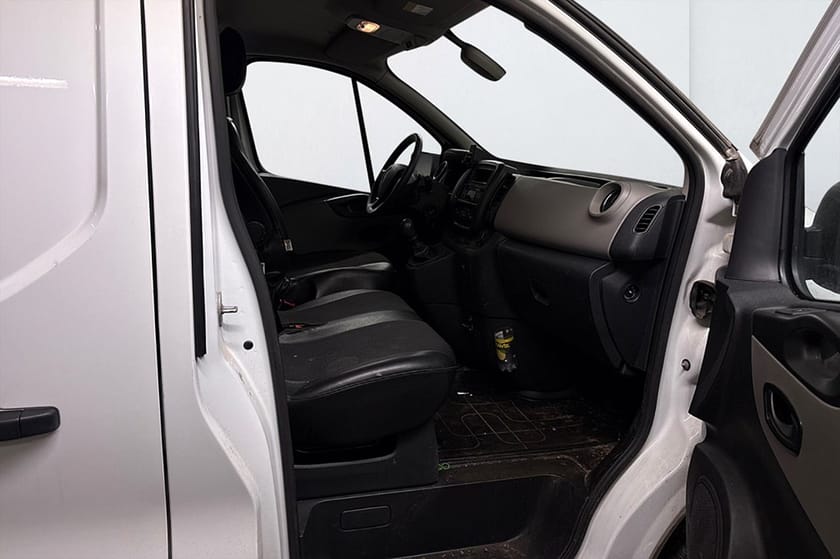 Bild 5 av Renault Trafic Skåpbil 2.9t 1.6 dCi Drag Inredd 3sits Värmare MOMS