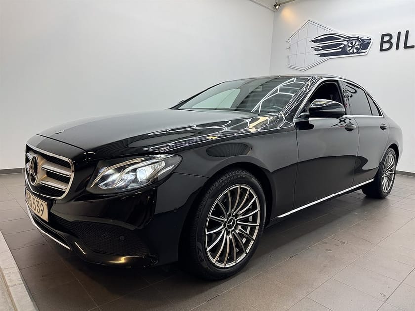 Bild 5 av Mercedes-Benz E 220 d 194hk Avantgarde Navi/Bkamera/Ambient/Nyservad
