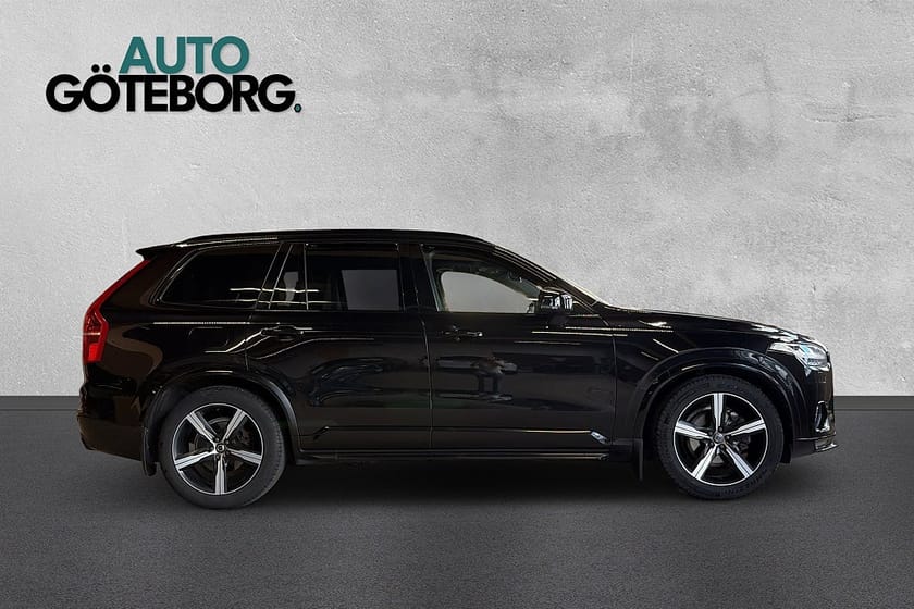 Bild 3 av Volvo XC90 7-seater D5 AWD R-Design HUD B&W-Ljud Drag Pano Servad