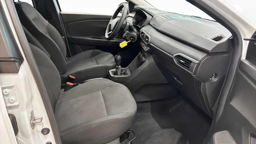 Bild 3 av Dacia Sandero 1.0 TCe ESSENTIAL / NYSERV / RÄNTEKAMPANJ /