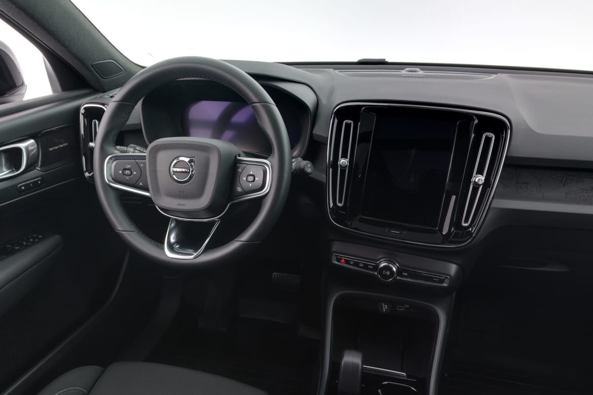 Volvo XC40 2023 - miniatyr 8