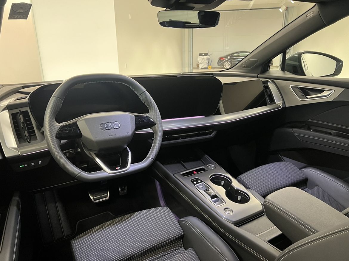 Audi Audi Q4 e-tron quattro — bild 6