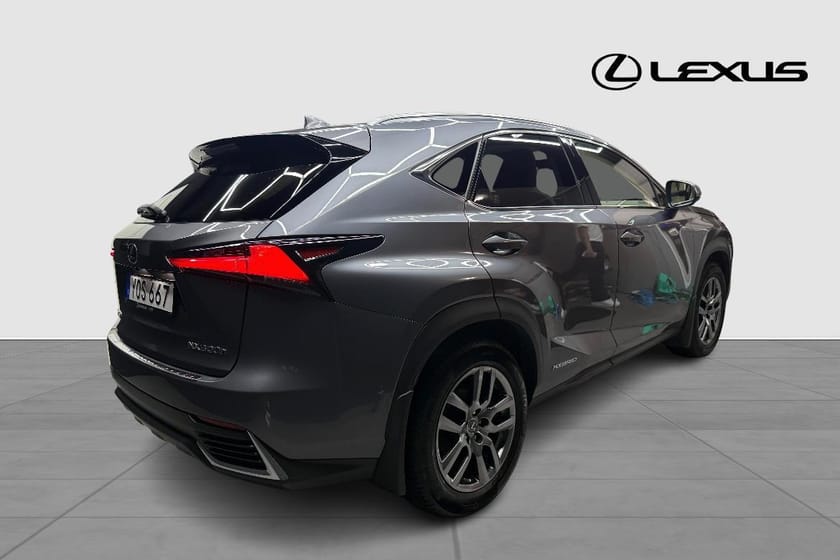 Bild 5 av Lexus NX 300h AWD EXECUTIVE V-HJUL DRAG