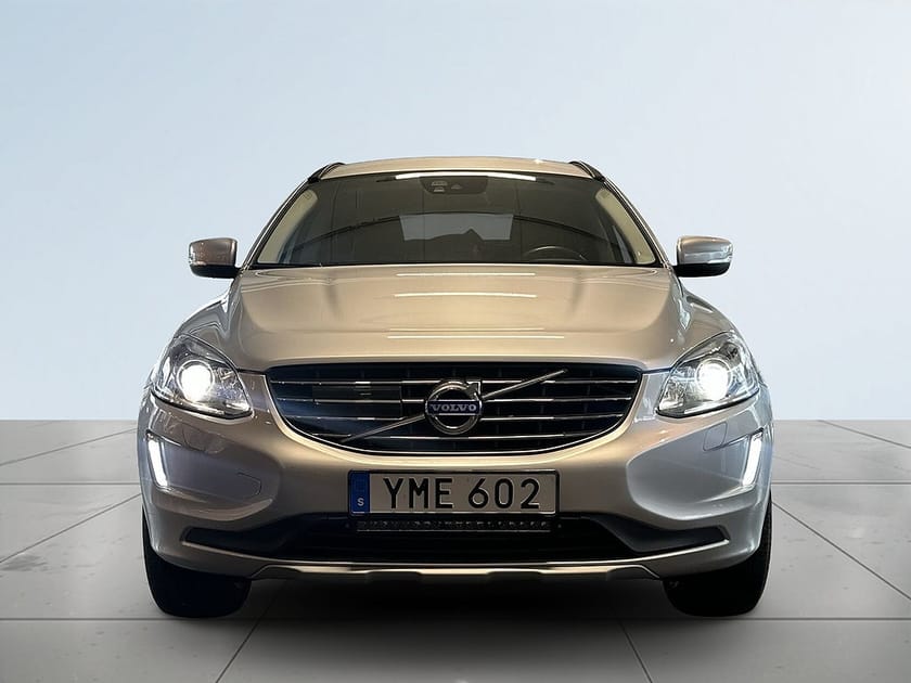 Bild 2 av Volvo XC60 D4 AWD Aut Classic Momentum Dvärm/Drag/SoV/BLIS/Psens
