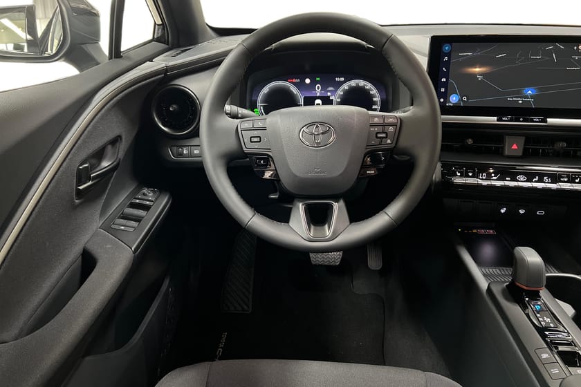 Bild 3 av Toyota C-HR LADDHYBRID STYLE TEKNIKPAKET