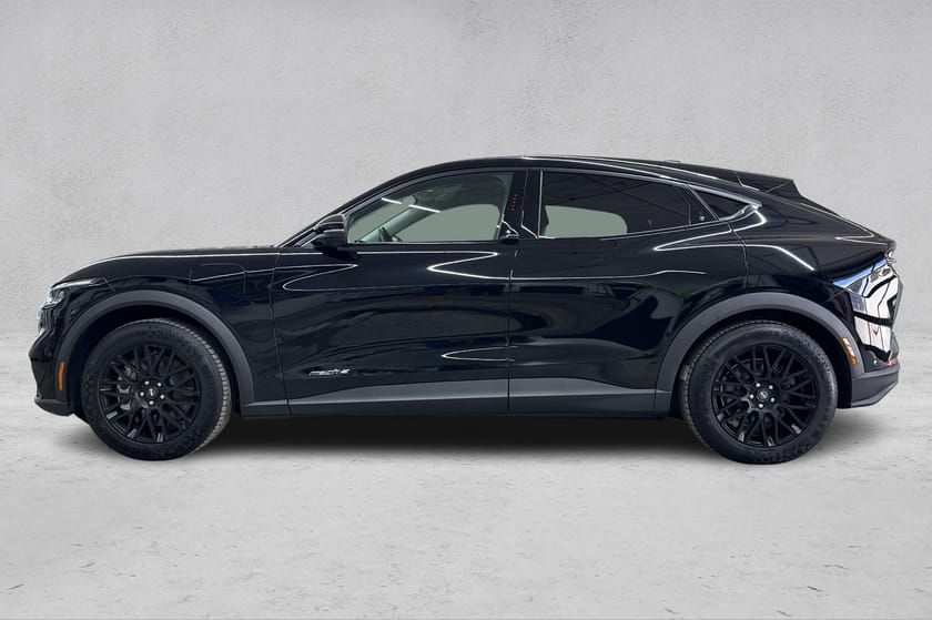 Bilde 2 av Ford Mustang Mach-E Standard Range RWD Inntil 440km Rekkevidde