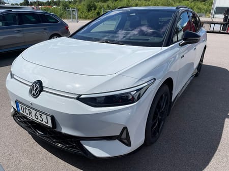 Volkswagen ID.7 GTX Tourer 4MOTION Elbil 340HK 4x4 HarmanKardon