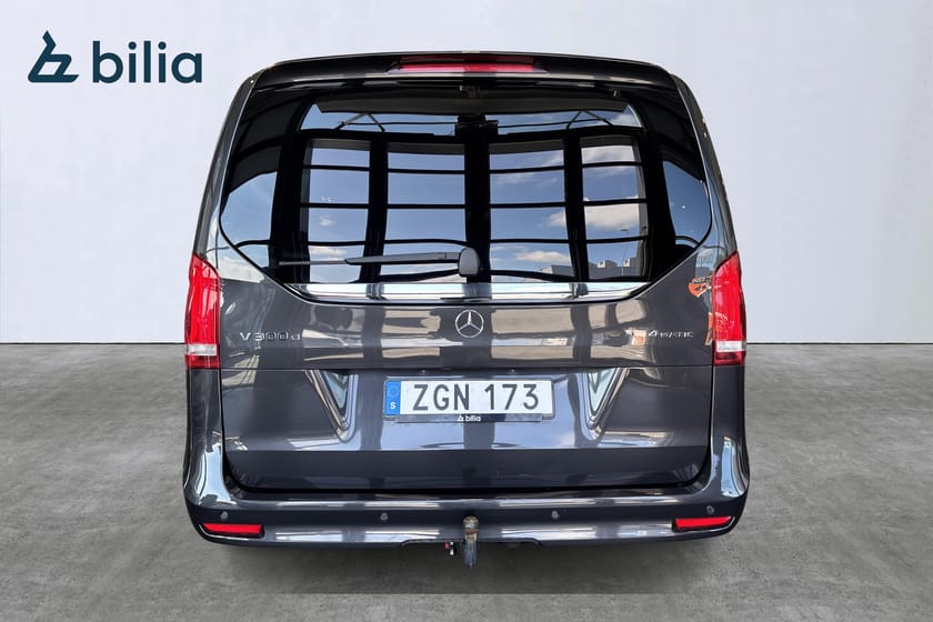 Bild 5 av Mercedes-Benz V 300d 4MATIC 3.2t AMG Avantgarde Drag Moms