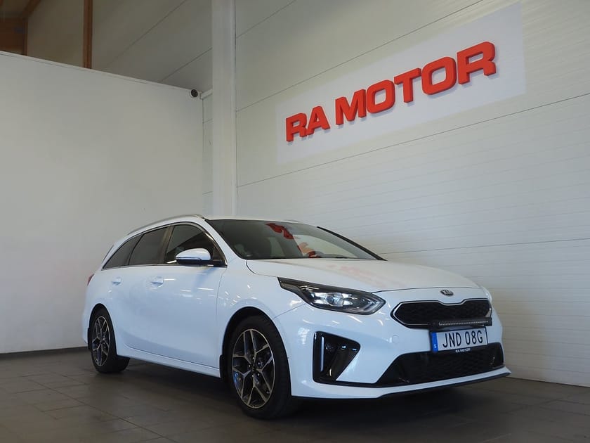 Bild 3 av Kia Ceed Sportswagon SW 1.4 T-GDI DCT GT-Line Kamera Navi Drag M-Värm