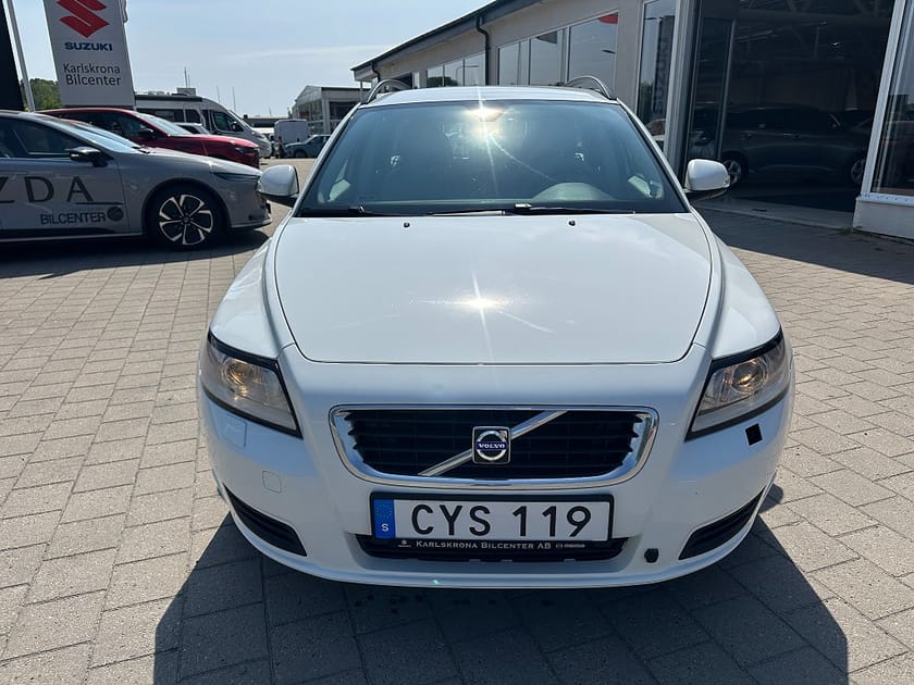 Bild 2 av Volvo V50 T5 (230 hk) Kinetic DRAGKROK