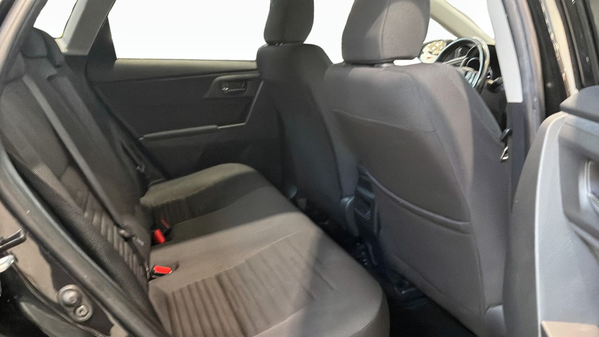 Toyota Auris 1.8 Hybrid Active Plus 2016, bild 5/9