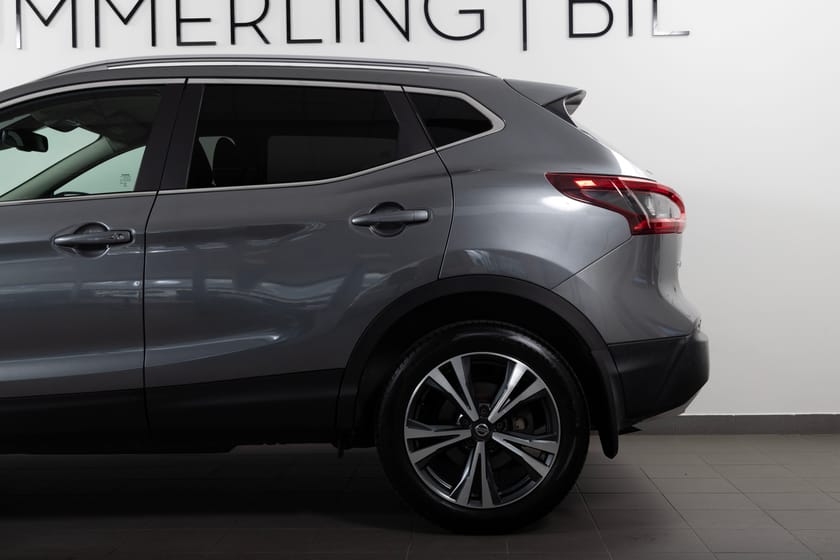 Bild 5 av Nissan Qashqai 1.2 DIG-T XTRONIC-CVT 115hk 360/Navi/BLIS/Elstol