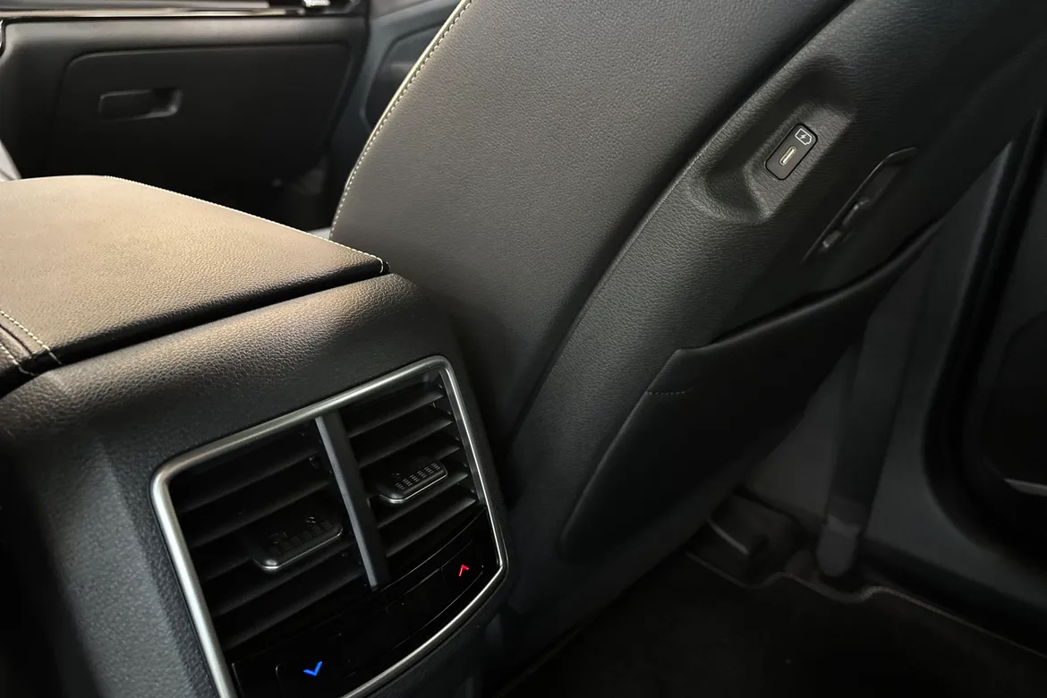 picture of a car