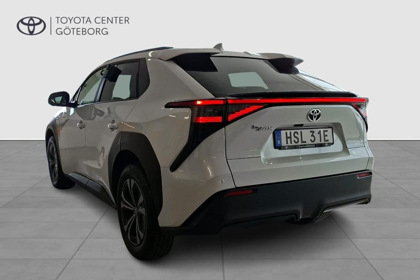 Bild 3 av Toyota bZ4X FWD STYLE EDITION