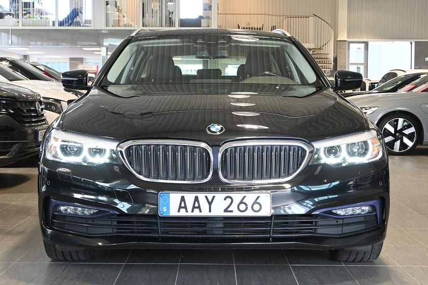 Bild 5 av BMW 520d Touring Steptronic Sport line Dieselvärmare Navi HiFi