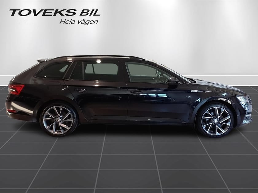 Bild 4 av Škoda Superb iV Kombi 1.4 TSI PHEV - dragpaket