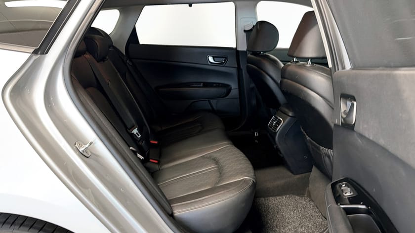 Bild 5 av Kia Optima Sport Wagon Plug-in Hybrid