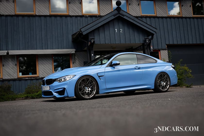 Bild 1 av BMW M4 Coupé DCT Kolfiberpaket Steg2 Harman Kardon MM