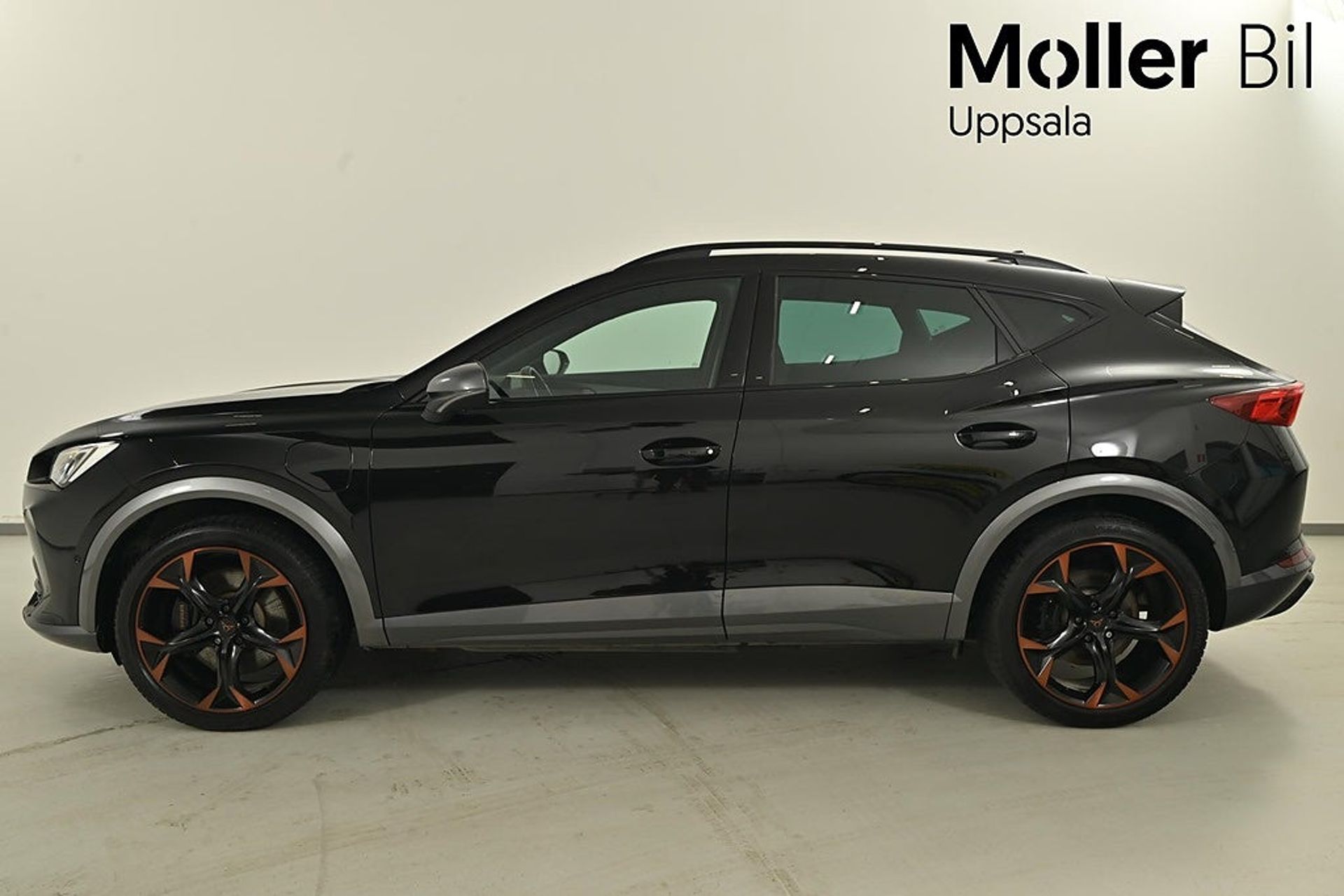 Cupra Formentor VZ e-Hybrid 2024, photo 7/10