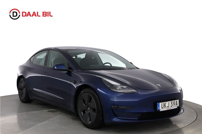Bild 3 av Tesla Model 3 Long Range AWD 82 kWh 440HK DRAG AUTOPILOT NAVI