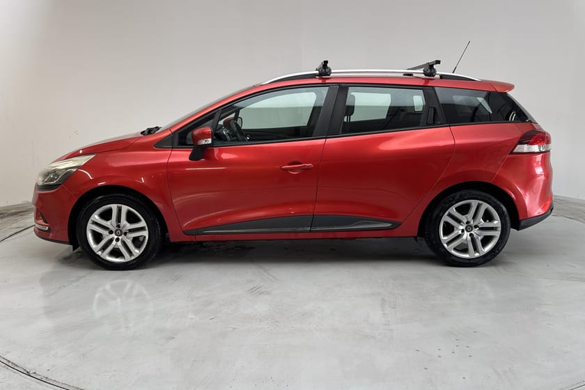 Bild 2 av Renault Clio Sport Tourer IV 0.9 TCe 90 Sports (90hk)