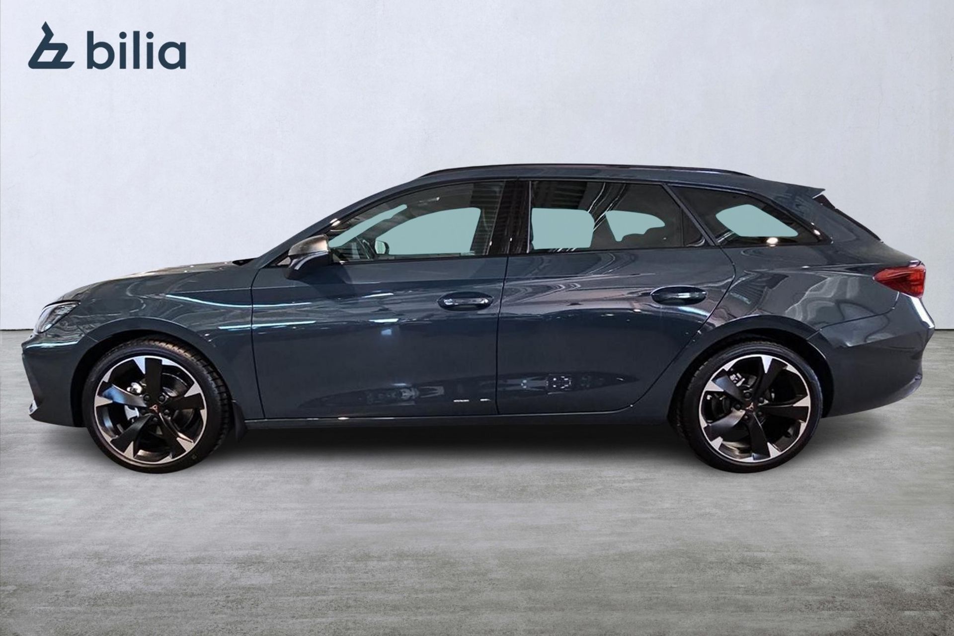 Cupra Leon Sportstourer 1.5 eTSI DSG7 2026, photo 3/10